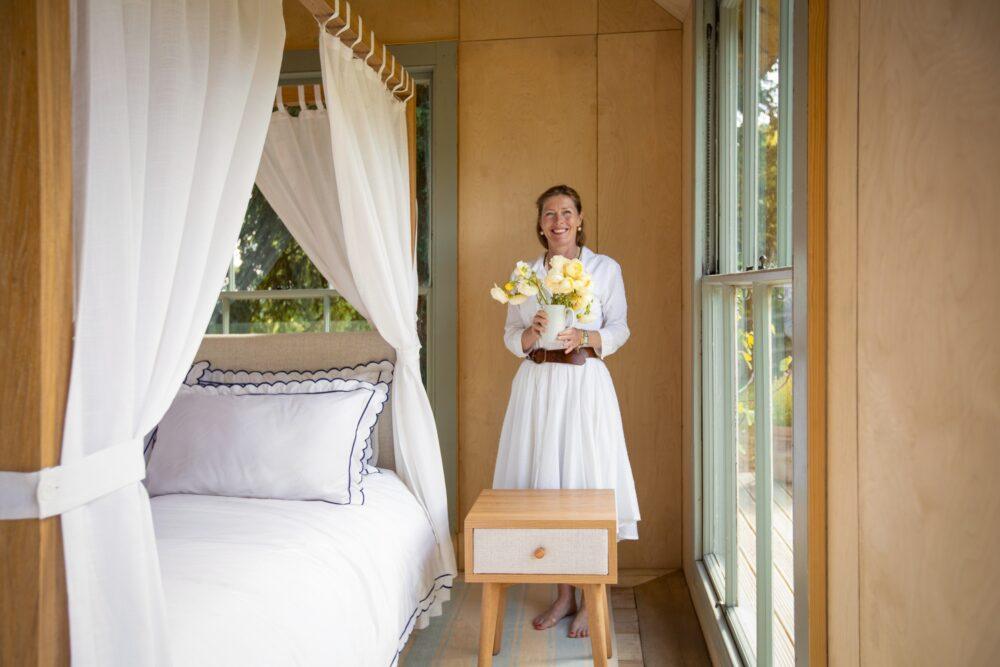 Sophie Conran Arbor four poster bed and bedside table in wood and linen finish