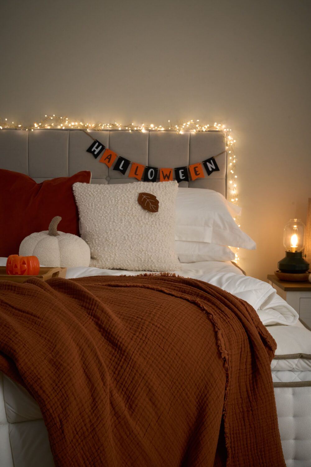 Halloween bedroom ideas